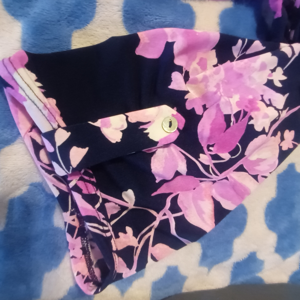 Floral Button-Up Shirt - Picture 3 of 9